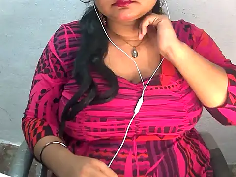 Snapshot of Saniya_K2 chatting on July 27, 2026, 5:20 pm Saniya K2 online show from July 27, 2026, 5:20 pm