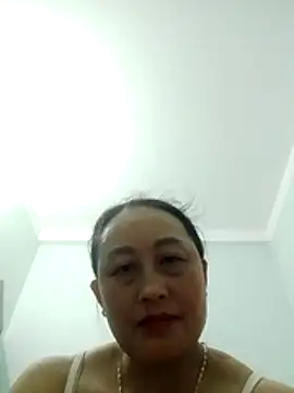Snapshot of Jolie_sexy chatting on April 22, 2026, 2:13 pm Jolie sexy online show from April 22, 2026, 2:13 pm