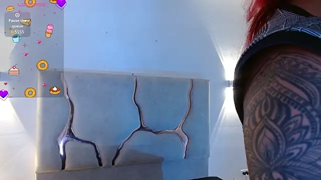 Sashaa tay online show from March 6, 2026, 7:20 pm