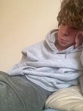 bigdickboy4534 online show from February 4, 2026, 4:35 pm