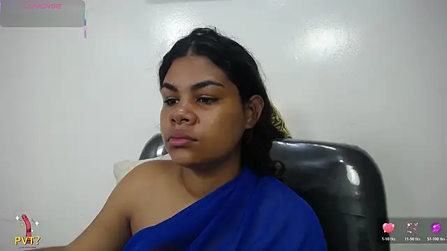 yaazhinii online show from May 14, 2026, 11:40 am