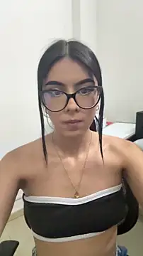 Lili Stone  online show from April 10, 2026, 5:47 am