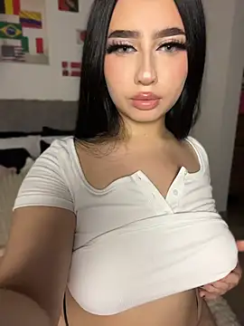 Snapshot of Sofiia_Vegaa chatting on July 19, 2026, 1:25 am Sofiia Vegaa online show from July 19, 2026, 1:25 am