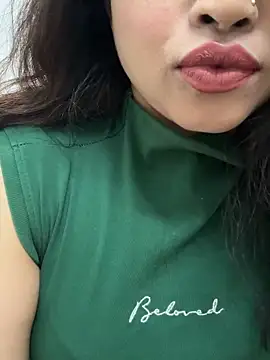 Snapshot of riya_sharma11 chatting on February 14, 2026, 12:16 pm riya sharma11 online show from February 14, 2026, 12:16 pm