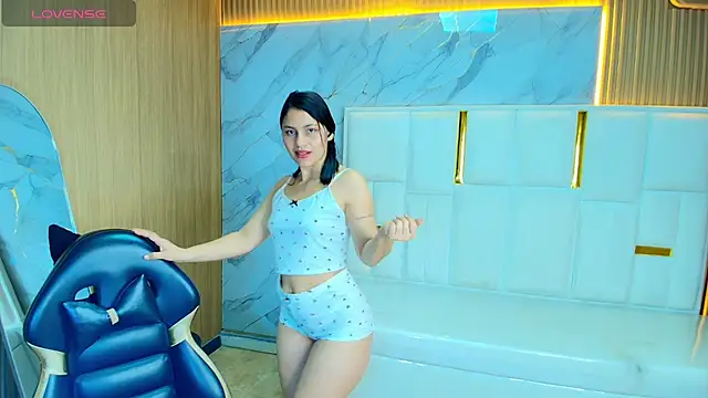 rox luxury tf online show from April 30, 2026, 1:07 pm