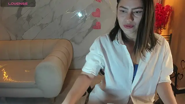 rox luxury tf online show from February 24, 2026, 8:42 pm