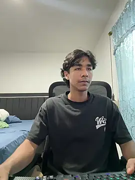 Pedestal diamant online show from February 22, 2026, 9:38 pm