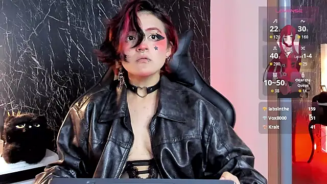 YuuMiko online show from April 29, 2026, 6:14 pm