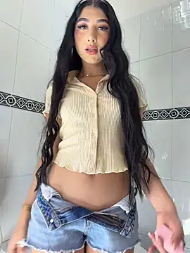 BadLilAngelXXX online show from July 1, 2026, 1:11 pm