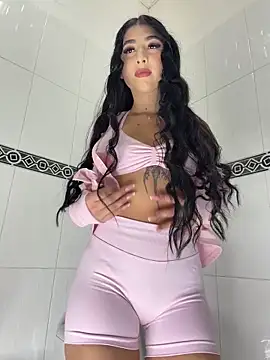 BadLilAngelXXX online show from June 30, 2026, 1:11 pm