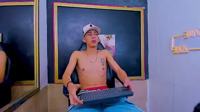 Golden princess online show from February 4, 2026, 8:37 pm