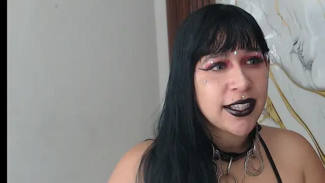 valen ros online show from May 4, 2026, 7:44 am
