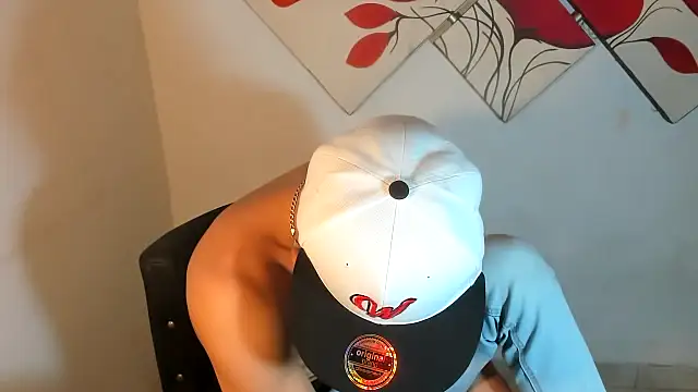 Jesshot bigcock20cm online show from June 5, 2026, 6:29 am