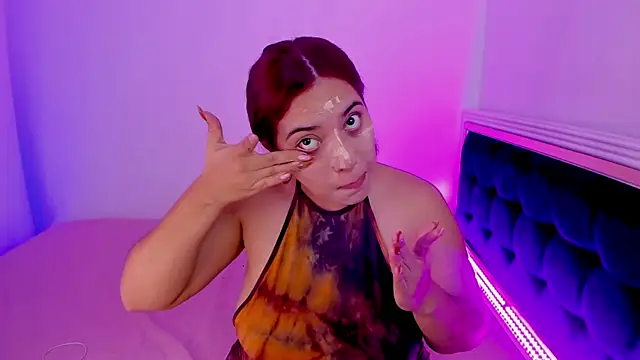 Angelica  Red online show from May 12, 2026, 12:41 am