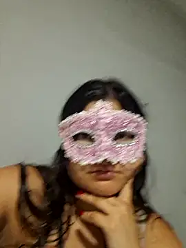 GatinhaGarota online show from February 5, 2026, 1:12 am