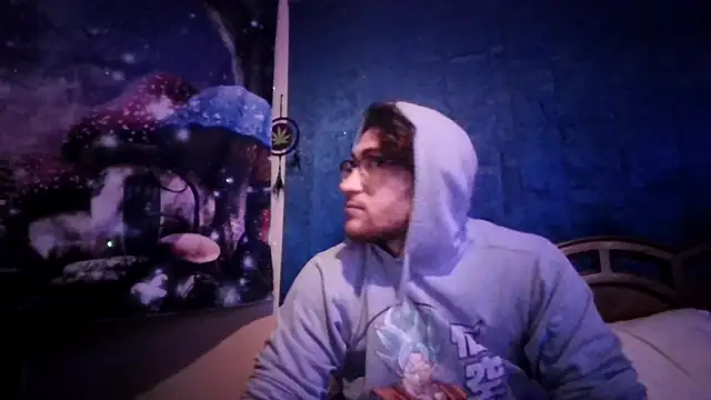 TiggaXXX96 online show from February 5, 2026, 4:52 am