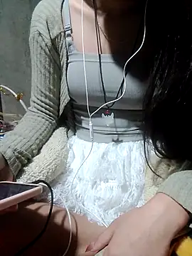 Snapshot of DoliceGirl2k chatting on April 9, 2026, 11:22 pm DoliceGirl2k online show from April 9, 2026, 11:22 pm