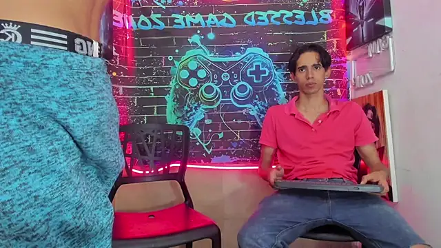 Snapshot of Wonka_1 chatting on March 28, 2026, 8:21 pm Wonka 1 online show from March 28, 2026, 8:21 pm