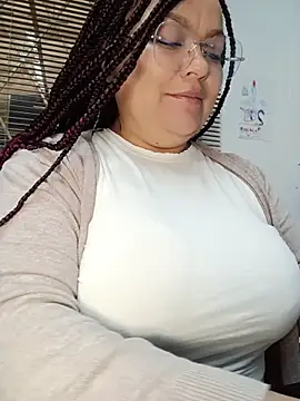 SweettSin online show from May 2, 2026, 12:54 pm