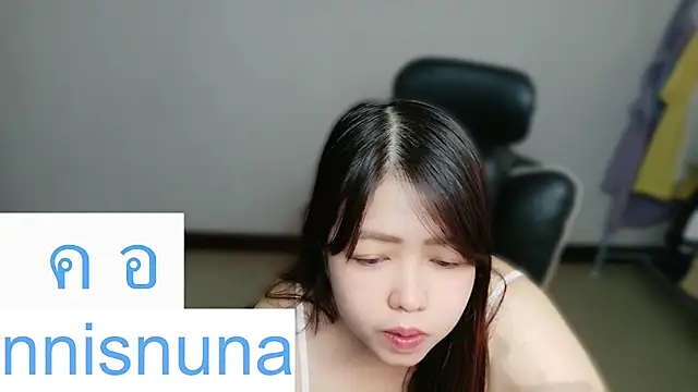 Snapshot of nunanunanuna chatting on August 1, 2026, 4:21 am nunanunanuna online show from August 1, 2026, 4:21 am