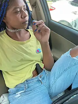 Snapshot of Ebony_Queeen chatting on June 19, 2026, 1:28 pm Ebony Queeen online show from June 19, 2026, 1:28 pm