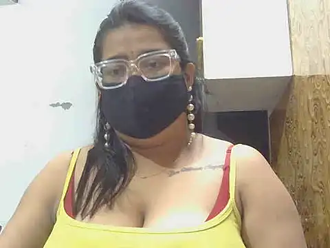 GangbangCouple online show from June 18, 2026, 4:56 pm