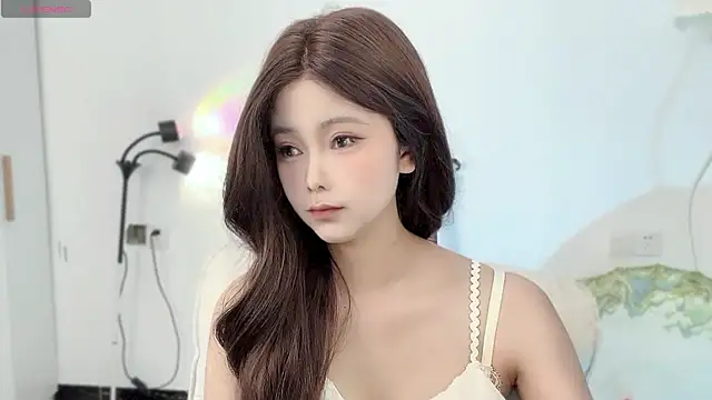 Snapshot of Memeli0 chatting on April 7, 2026, 3:19 am Memeli0 online show from April 7, 2026, 3:19 am