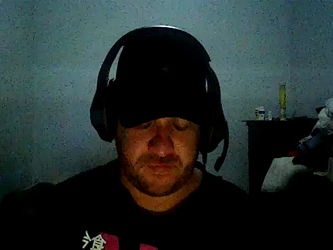 Snapshot of caio_zina chatting on February 27, 2026, 6:35 am caio zina online show from February 27, 2026, 6:35 am