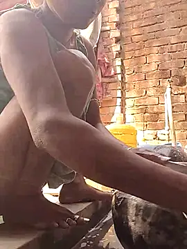 Sweet-runi online show from March 3, 2026, 4:41 am