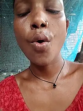 Snapshot of Sweet-runi chatting on June 9, 2026, 5:52 am Sweet-runi online show from June 9, 2026, 5:52 am