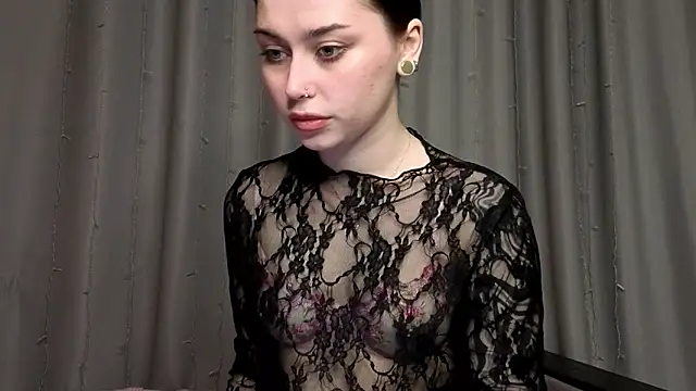 Snapshot of bellarison chatting on April 18, 2026, 12:07 pm bellarison online show from April 18, 2026, 12:07 pm