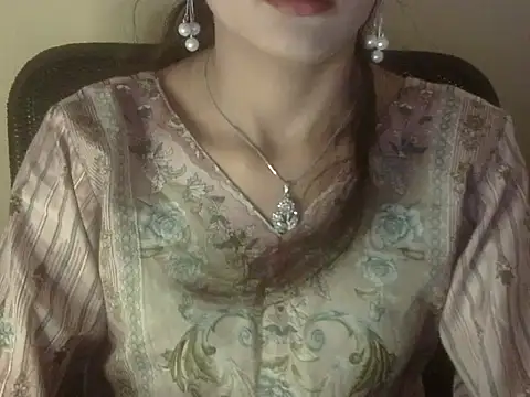 Mehaak  online show from May 7, 2026, 6:50 am