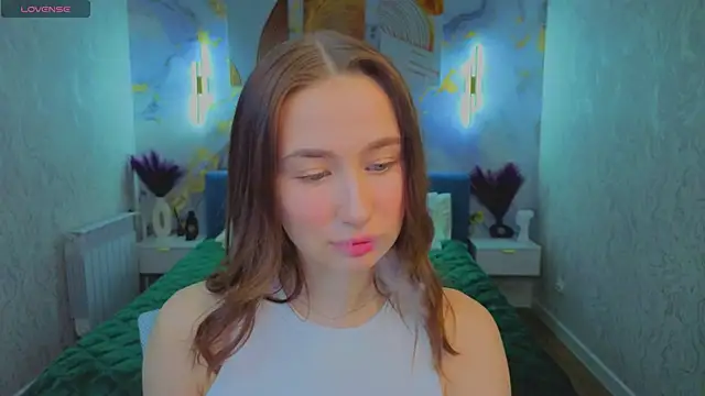  Kiki angel  online show from May 1, 2026, 9:14 am