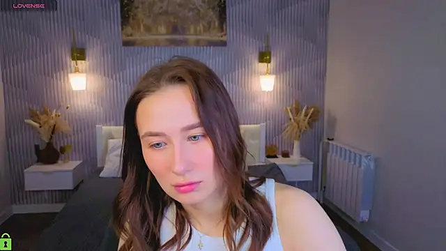  Kiki angel  online show from May 2, 2026, 1:11 am