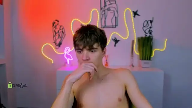 Snapshot of emil_lucky chatting on March 8, 2026, 2:15 am emil lucky online show from March 8, 2026, 2:15 am