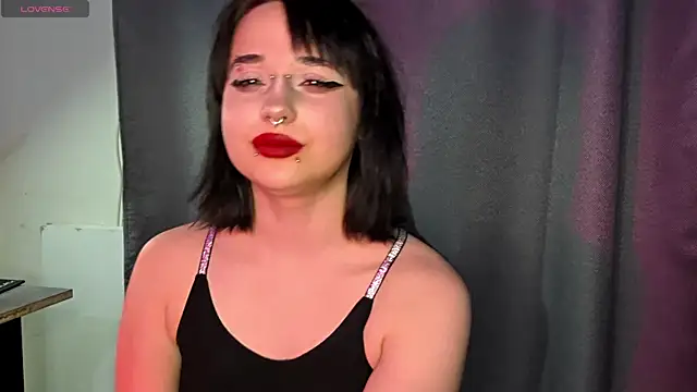PureSofia online show from May 4, 2026, 7:28 pm