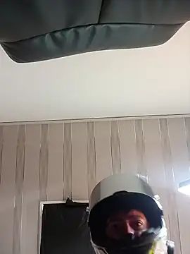 Emmanuel Lust online show from March 3, 2026, 12:01 pm