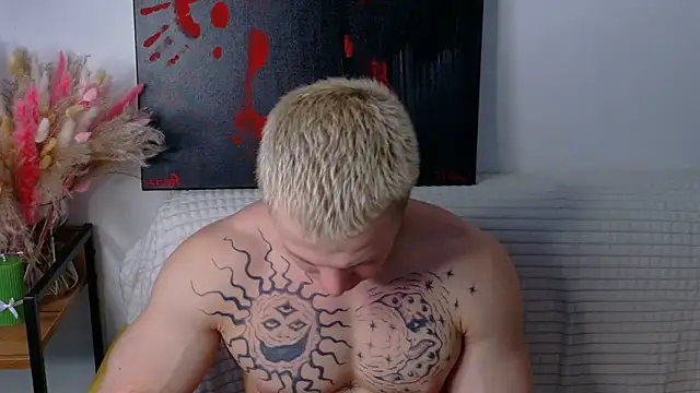 SterlingNoir online show from February 19, 2026, 10:34 am