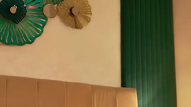 Snapshot of Beckie_White chatting on May 3, 2026, 8:34 pm Beckie White online show from May 3, 2026, 8:34 pm