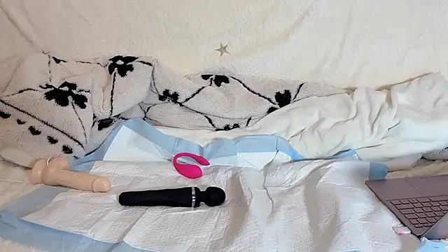 Snapshot of lovcici chatting on March 26, 2026, 2:48 pm lovcici online show from March 26, 2026, 2:48 pm