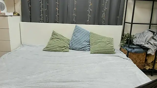 Snapshot of HarleyDreamer chatting on March 12, 2026, 9:08 pm HarleyDreamer online show from March 12, 2026, 9:08 pm