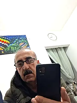 gabriel3003 online show from February 10, 2026, 2:05 pm