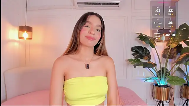 Snapshot of Nicole_Whittee chatting on March 20, 2026, 7:59 pm Nicole Whittee online show from March 20, 2026, 7:59 pm