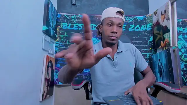 Jeanpieroo26 online show from February 12, 2026, 7:35 pm