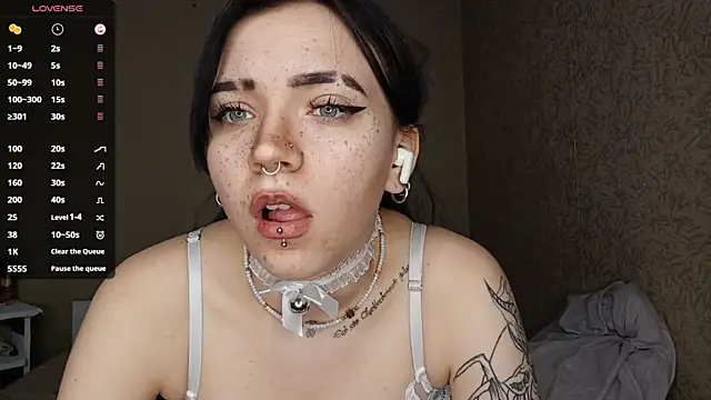 Snapshot of ShayneMilush chatting on March 25, 2026, 2:38 pm ShayneMilush online show from March 25, 2026, 2:38 pm