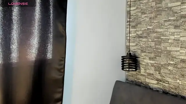 Snapshot of ASHLEY_COLLINS1 chatting on March 19, 2026, 1:33 pm ASHLEY COLLINS1 online show from March 19, 2026, 1:33 pm