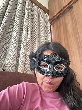 Snapshot of raavigirl chatting on May 16, 2026, 6:56 am raavigirl online show from May 16, 2026, 6:56 am