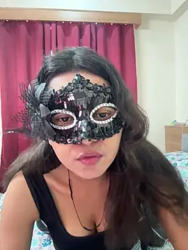 Snapshot of raavigirl chatting on April 18, 2026, 10:28 am raavigirl online show from April 18, 2026, 10:28 am