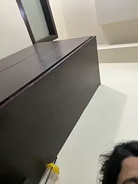 Snapshot of raavigirl chatting on March 13, 2026, 3:39 pm raavigirl online show from March 13, 2026, 3:39 pm