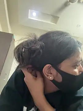 Snapshot of raavigirl chatting on March 11, 2026, 6:13 pm raavigirl online show from March 11, 2026, 6:13 pm